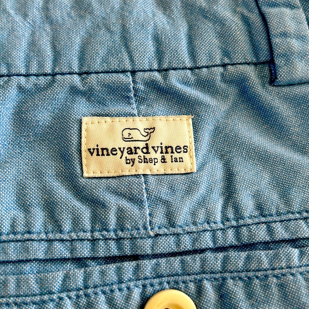 Vineyard Vines linen blend baby blue shorts